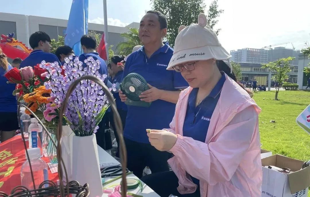 1703996402530518.jpg 640.jpg