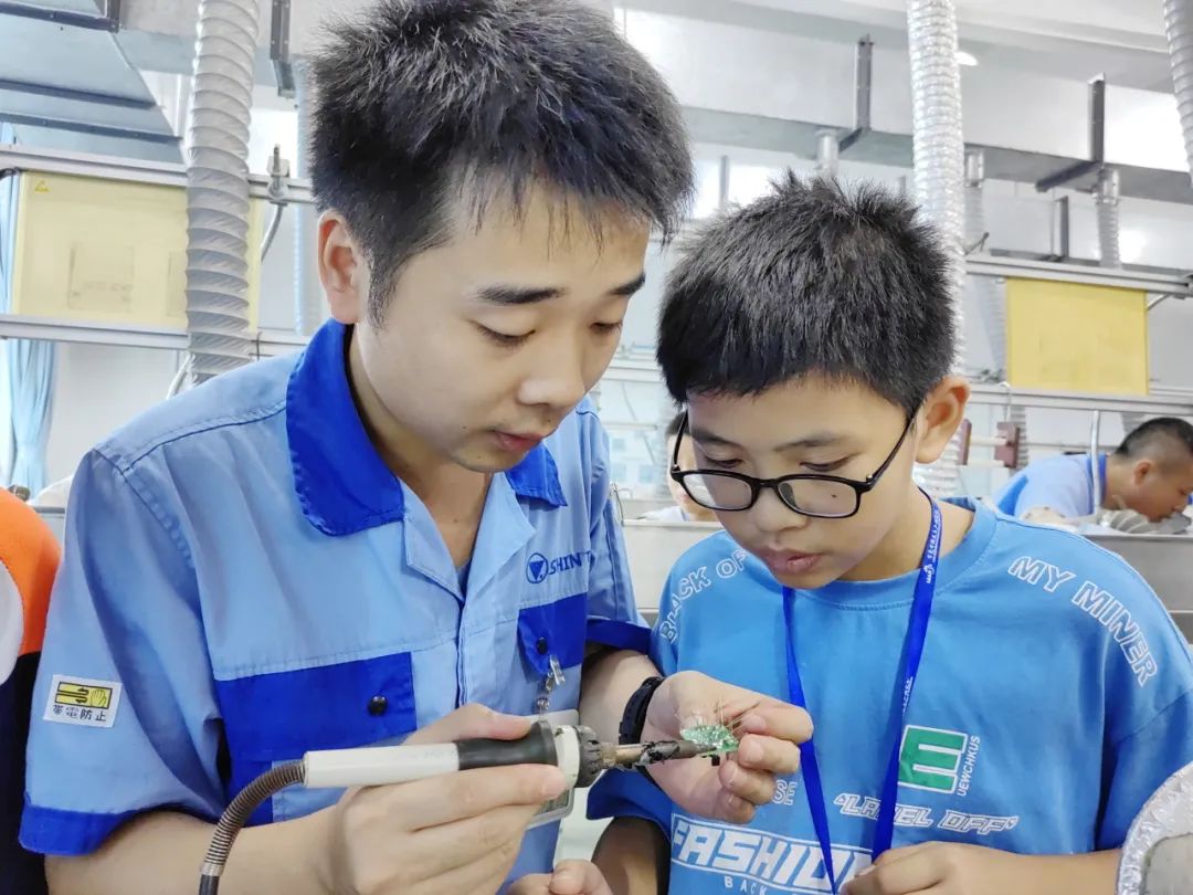 1704001941145603.jpg 640.jpg