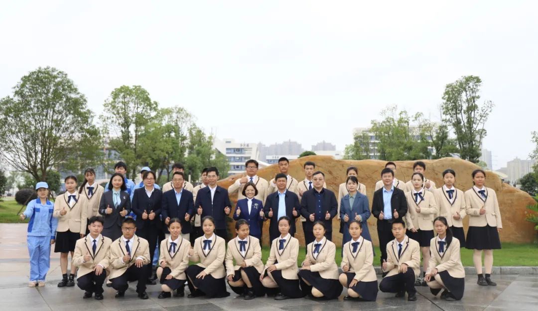 1704006698791917.jpg 640.jpg