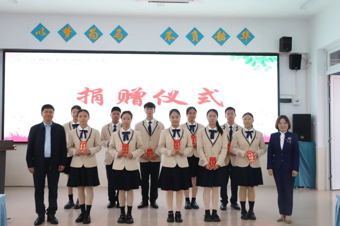 1704007079319234.jpg 640.jpg