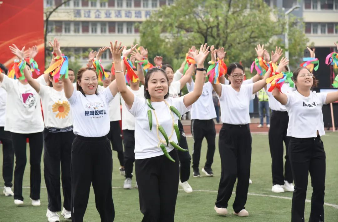 1704010530676196.jpg 640.jpg