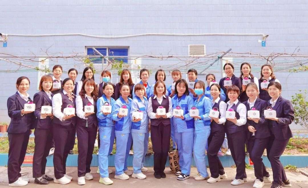 1704016748628356.jpg 640.jpg