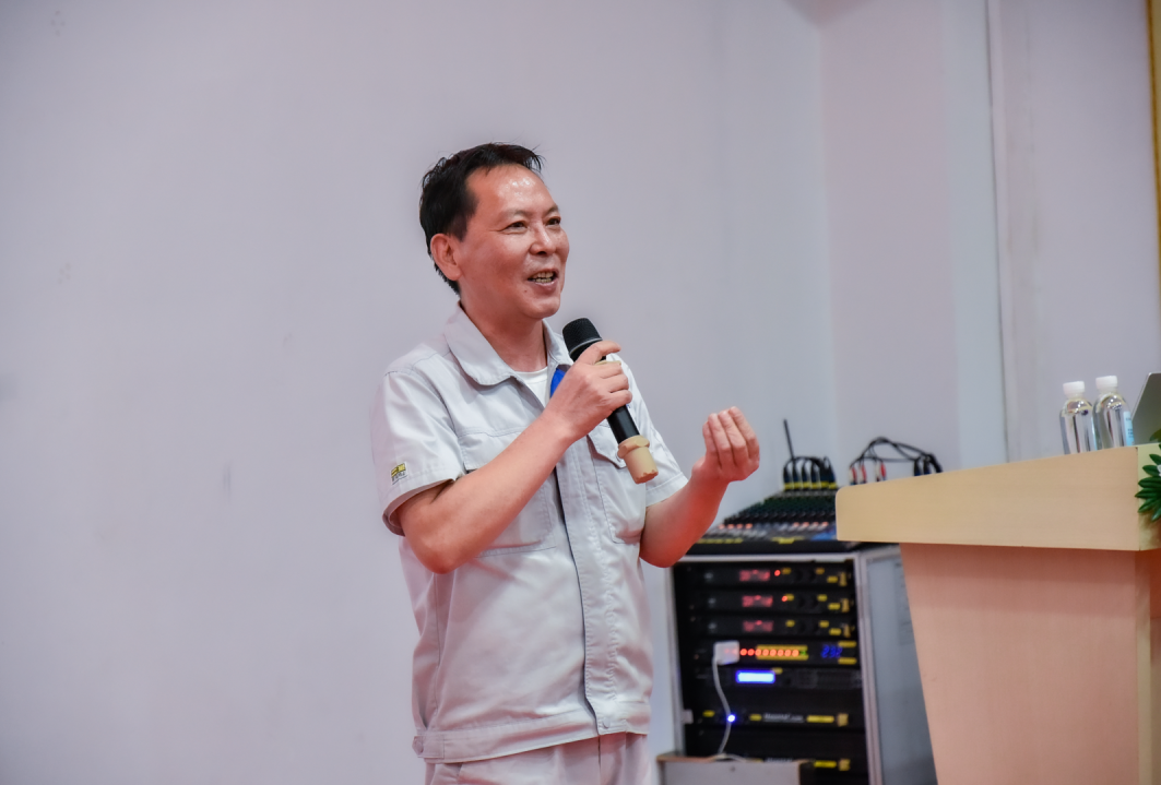 1738832169895342.png 640 (2).png