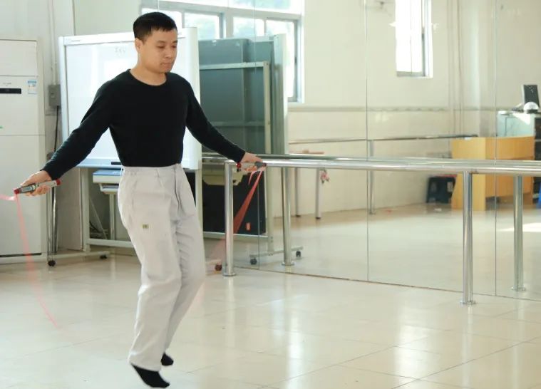 1738917868906338.jpg 640 (4).jpg